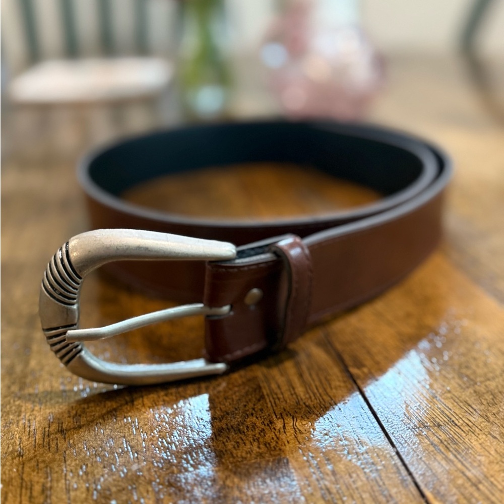 Women’s Brown Leather Belt